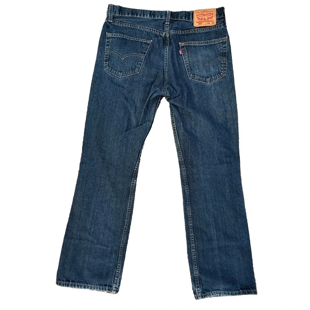 Levis pre owned